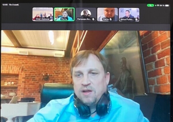 Международный телемост «Наша сила в единстве» объединил участников из разных стран в Симферополе