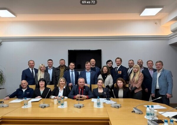 В Госдуме прошла рабочая встреча активистов профсоюзов России СОЦПРОФ с председателем Комитета по труду, социальной политике и делам ветеранов Ярославом Ниловым.